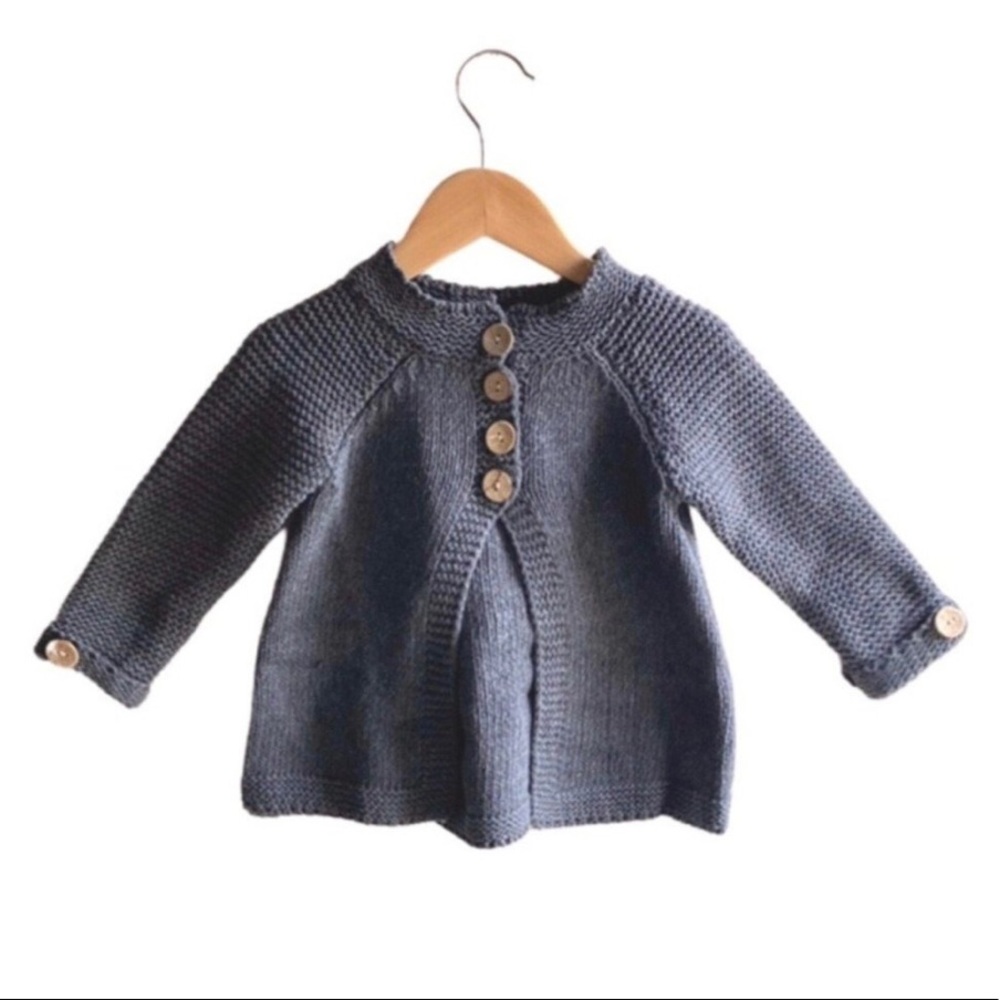 Girls sweater / cardigan